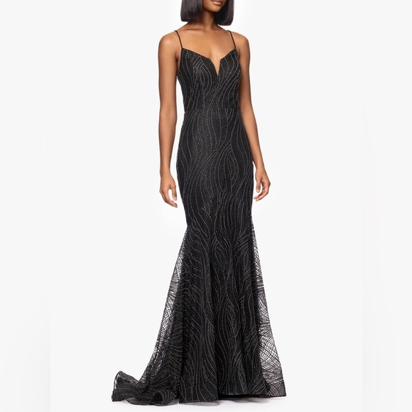 "ASHLYN" PUFF GLITTER FLOOR LENGTH TRUMPET DRESS - Picture 4 of 9